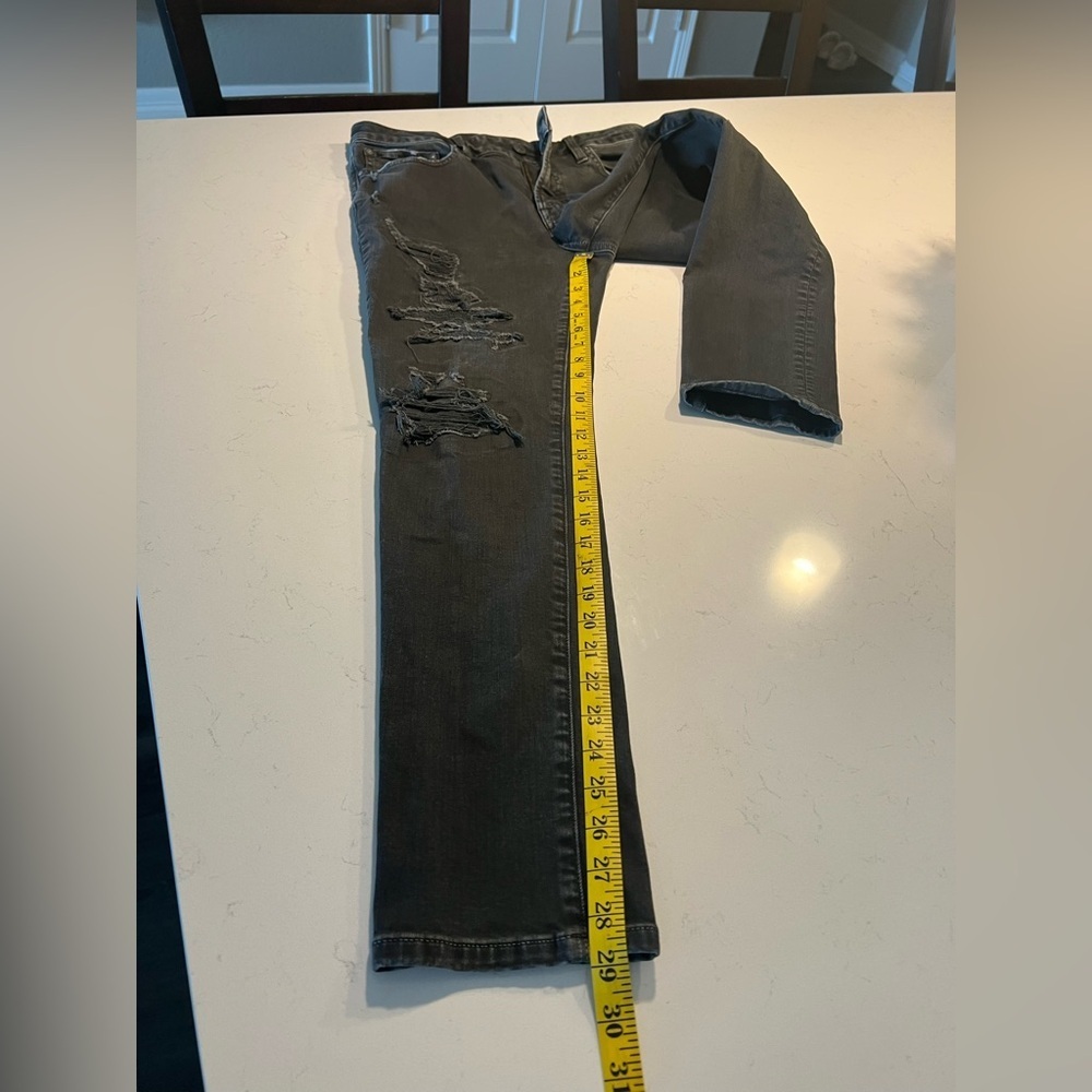 American Eagle Jeans Mens 32x30 Next Level Flex
Slim Gray Med Wash Distressed - Picture 2 of 9